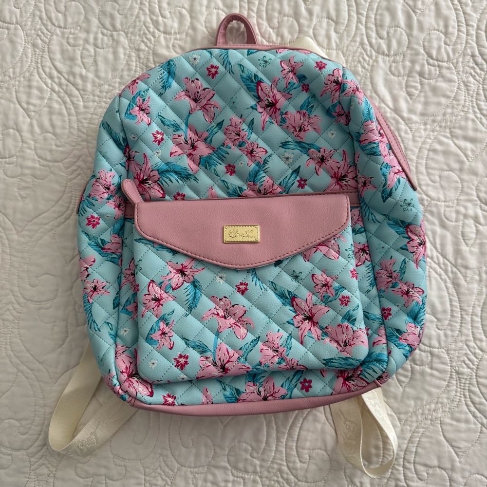 NWOT Luv Betsey by Betsey Johnson Backpack Detachable Purse